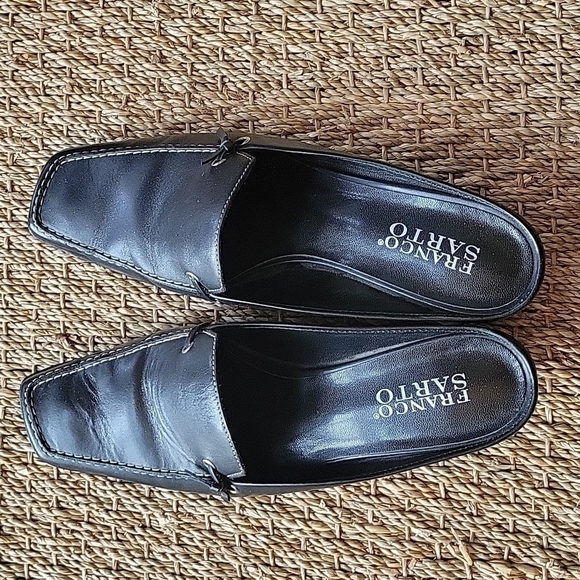 Franco SARTO black leather heeled slip on shoe  Size is 7M  Very good condition. - Picture 1 of 8